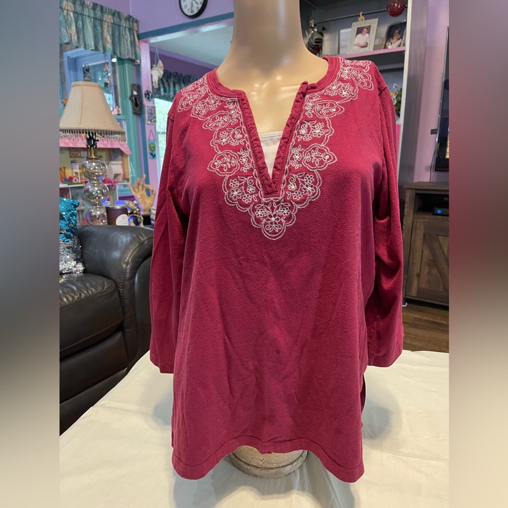 Ladies Top - Picture 5 of 7